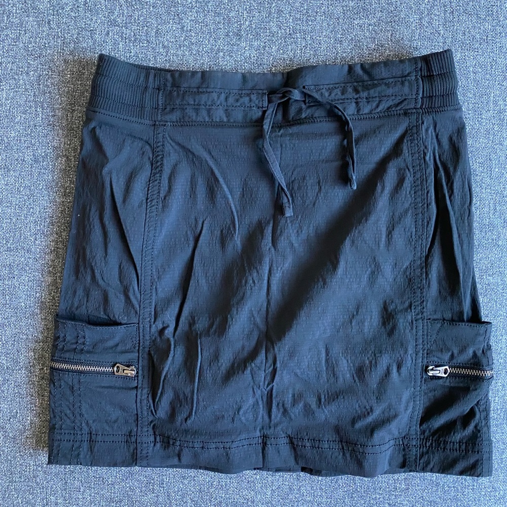 Athleta women’s black skort